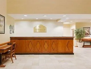 Wingate By Wyndham Charlotte Airport Hotel